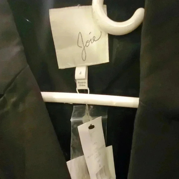 Joie suit jacket size 4 - Picture 3 of 6